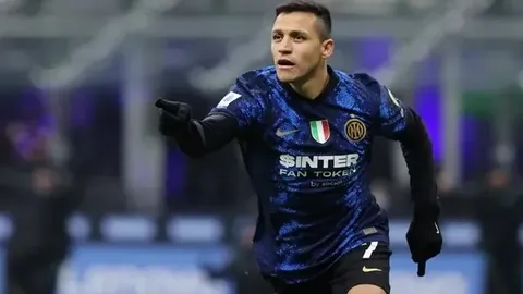 C罗50球闪耀沙特国王杯，马内加盟助威，利雅得胜利5-2胜青年人晋级四强！